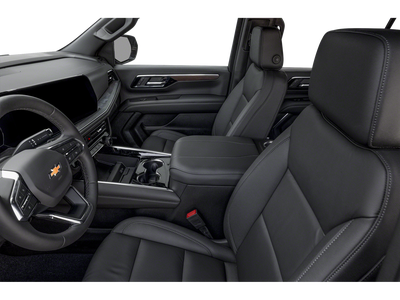 2025 Chevrolet Suburban Base