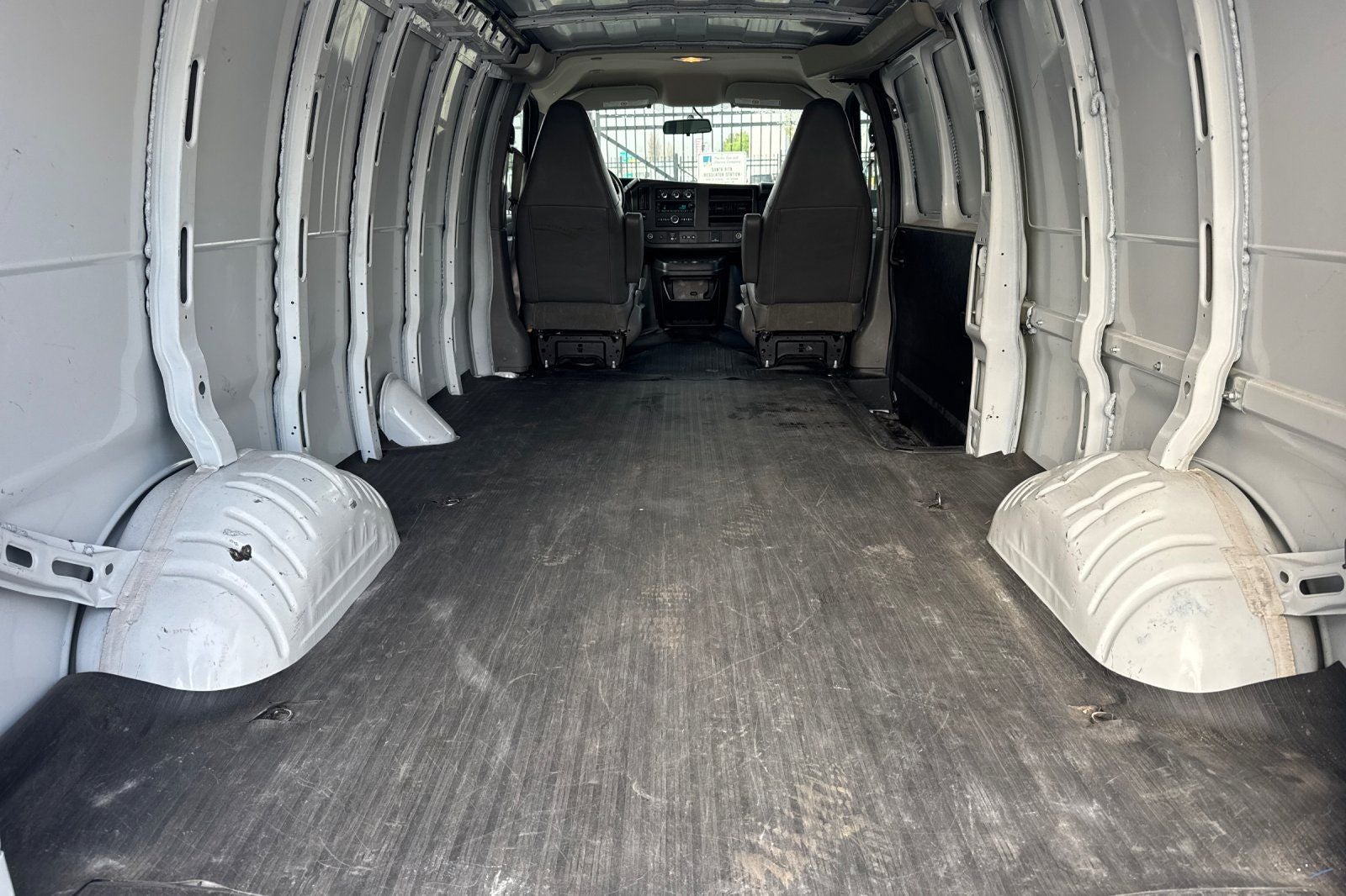 2023 Chevrolet Express 2500 Work Van Cargo