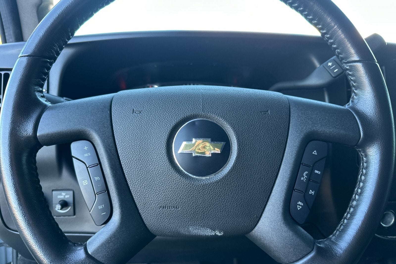 2023 Chevrolet Express 2500 Work Van Cargo