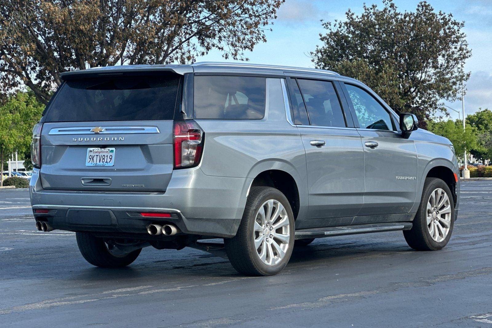 2024 Chevrolet Suburban Premier