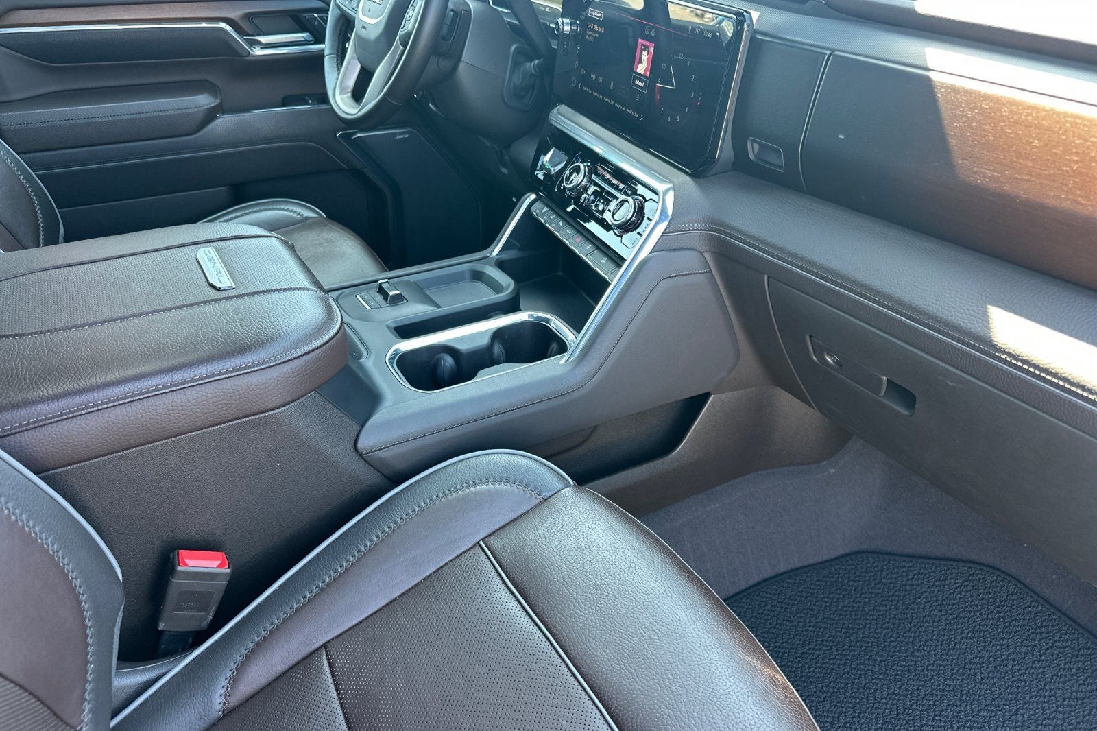 2024 GMC Sierra 2500HD Denali