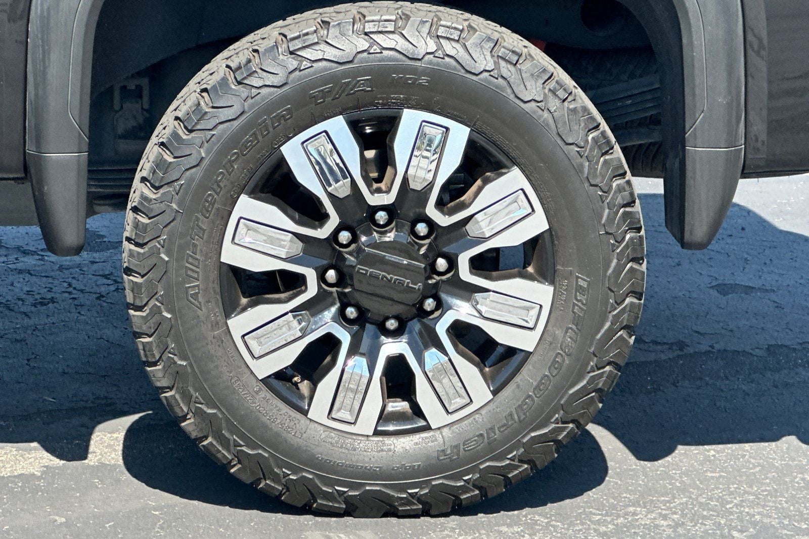 2024 GMC Sierra 2500HD Denali