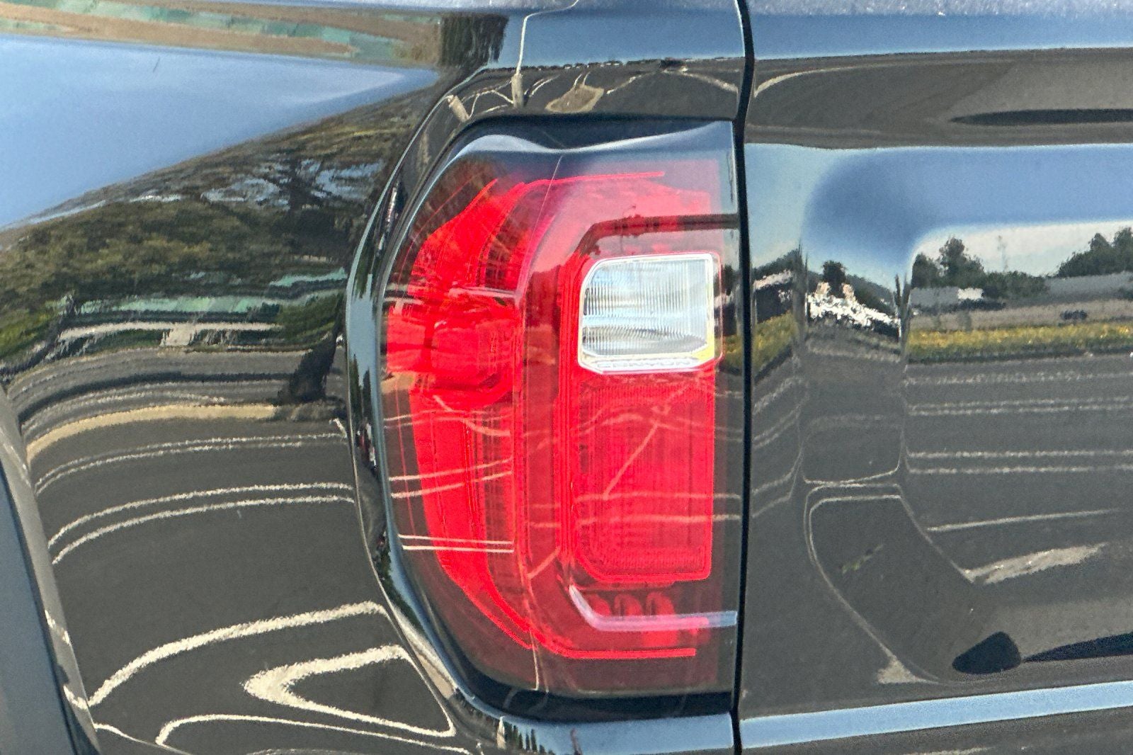 2024 GMC Canyon Denali