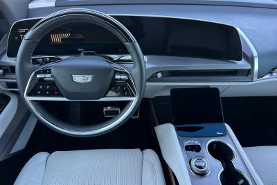 2026 Cadillac VISTIQ Luxury