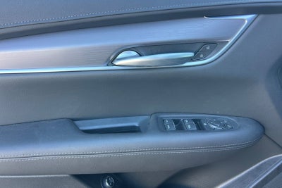2026 Cadillac XT5 Luxury