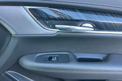 2025 Cadillac XT6 Premium Luxury