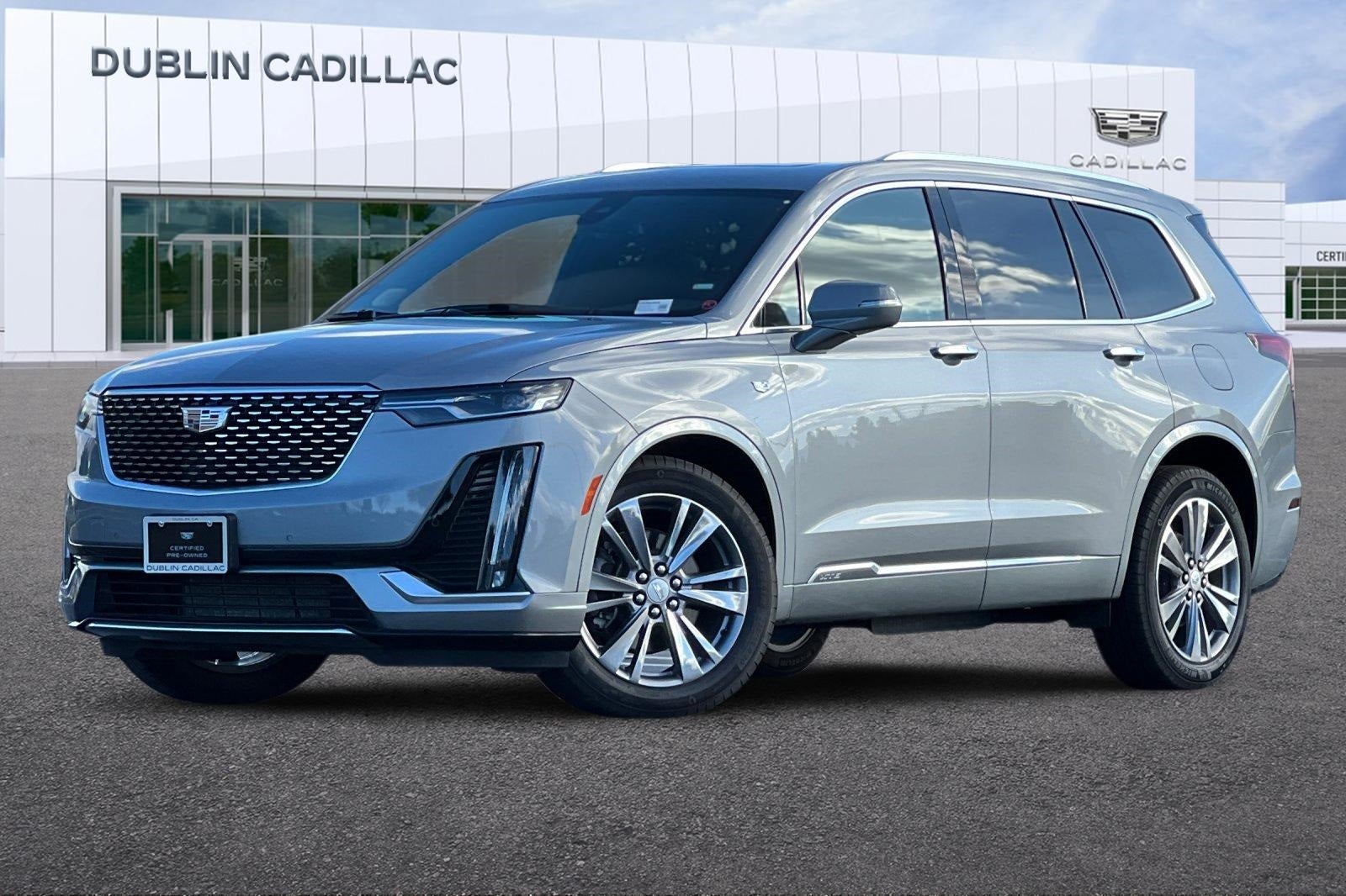 2025 Cadillac XT6 Premium Luxury