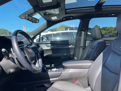 2025 Cadillac XT6 Sport