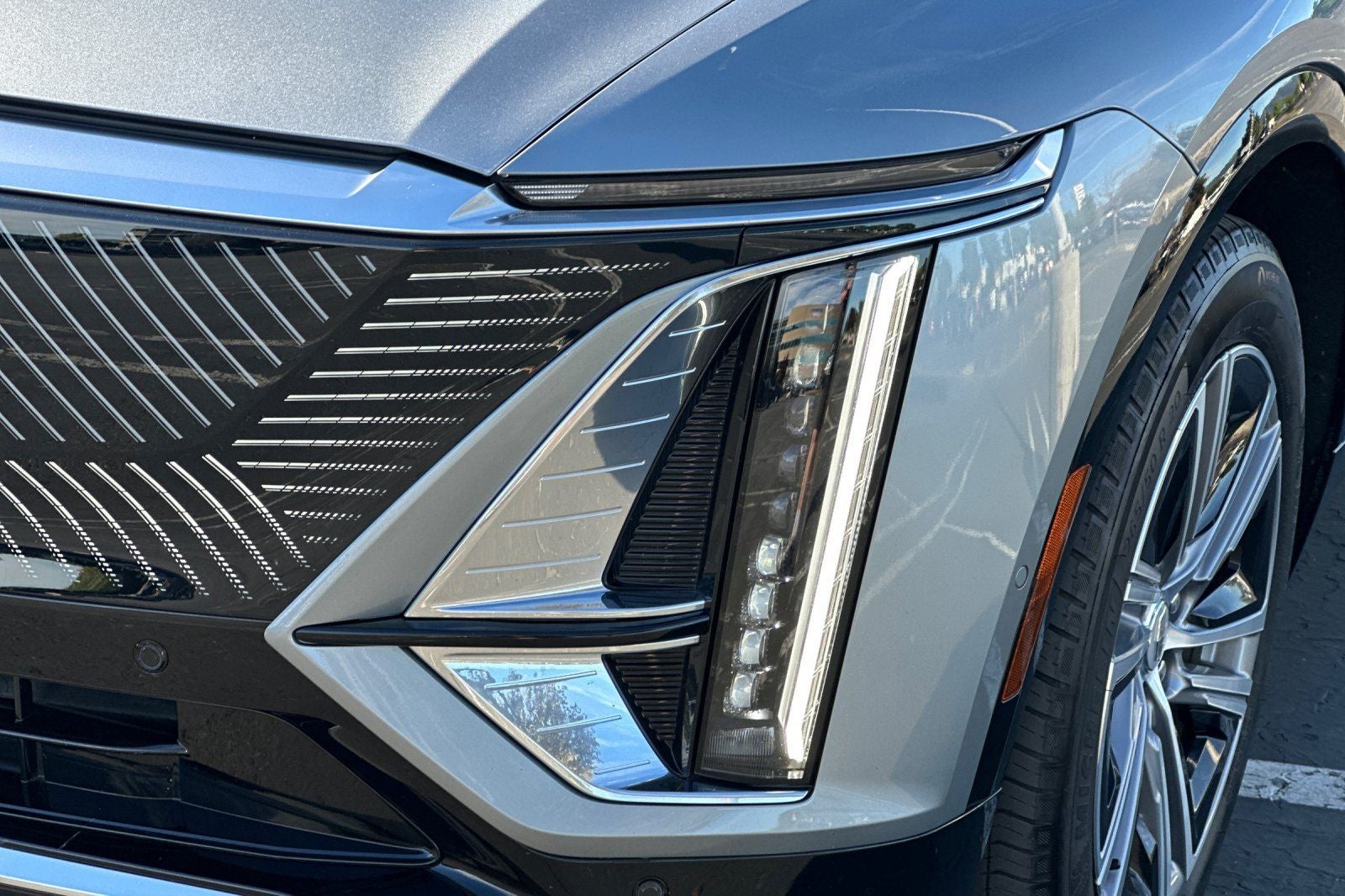 2024 Cadillac LYRIQ Luxury