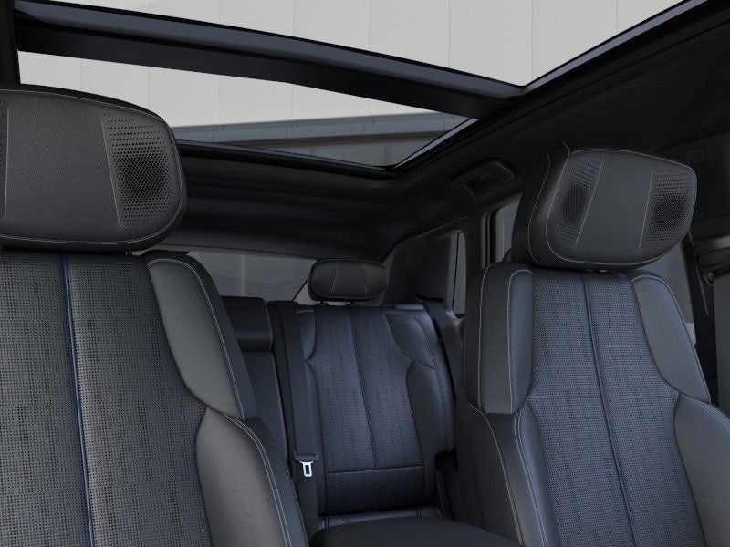 2025 Cadillac LYRIQ Sport