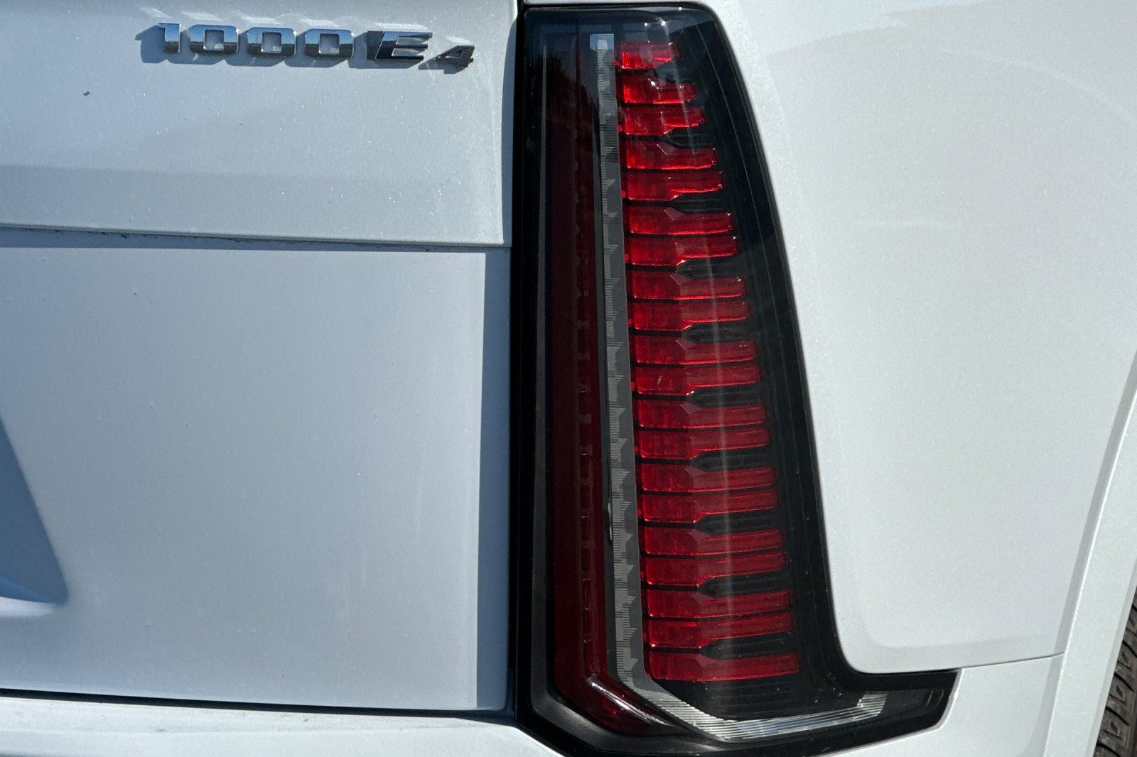 2026 Cadillac ESCALADE IQL Premium Sport