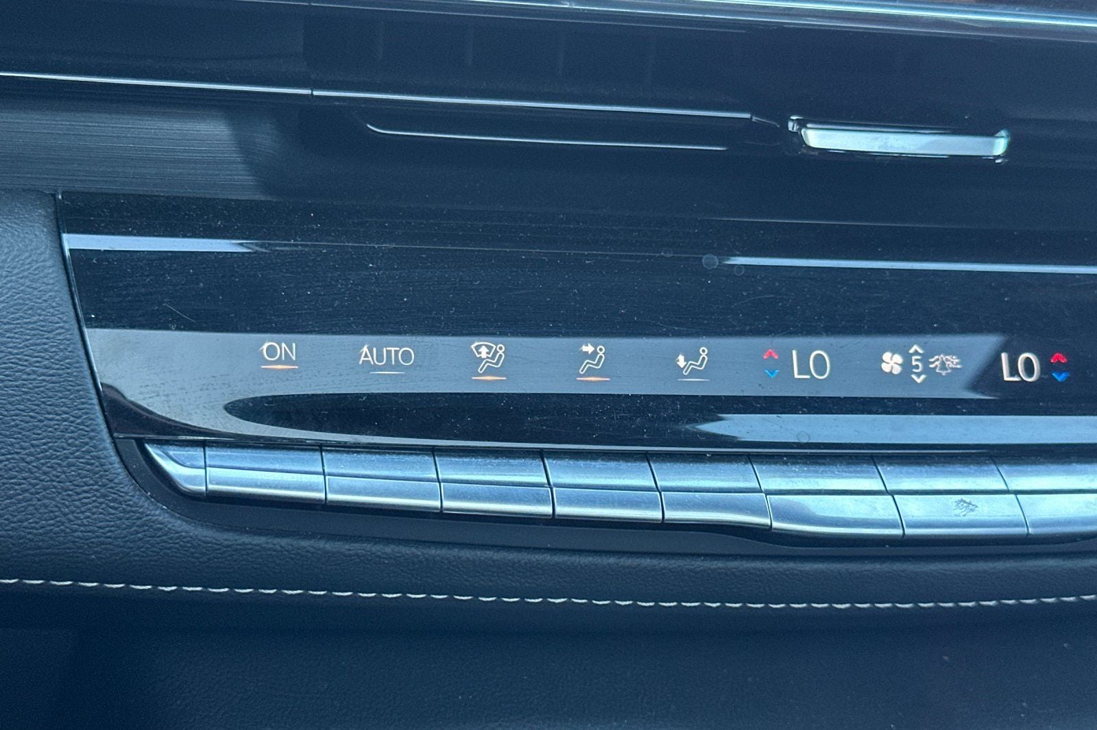 2021 Cadillac Escalade ESV Premium