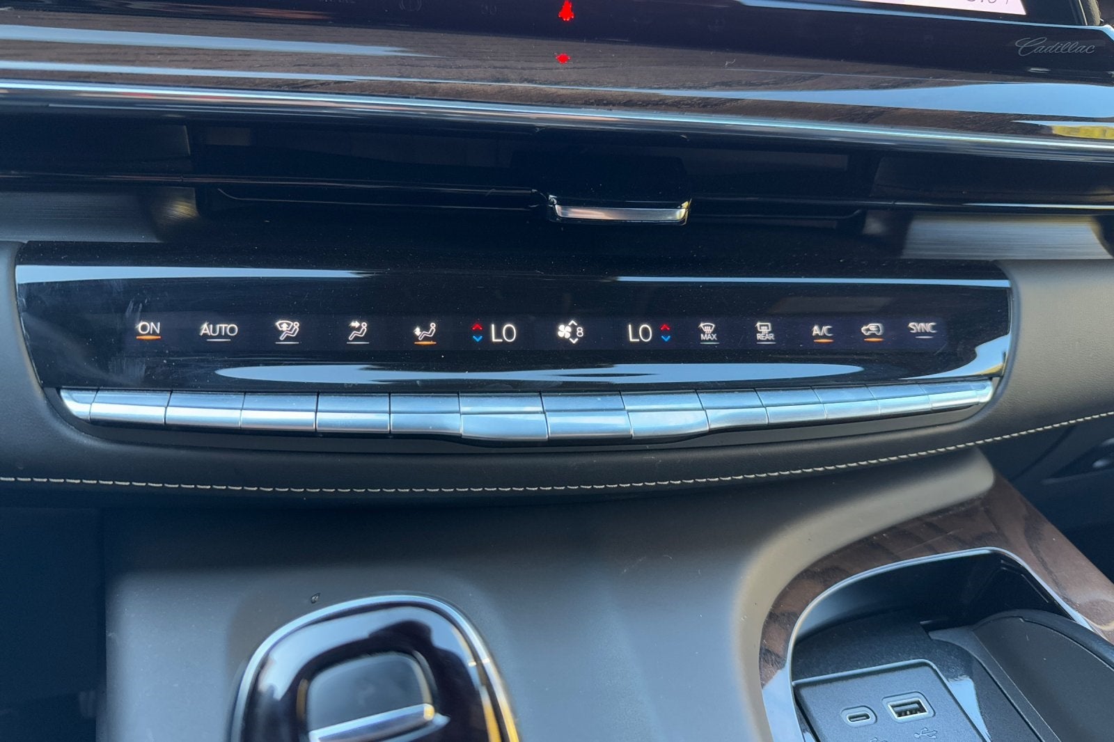 2024 Cadillac Escalade ESV Premium Luxury Platinum