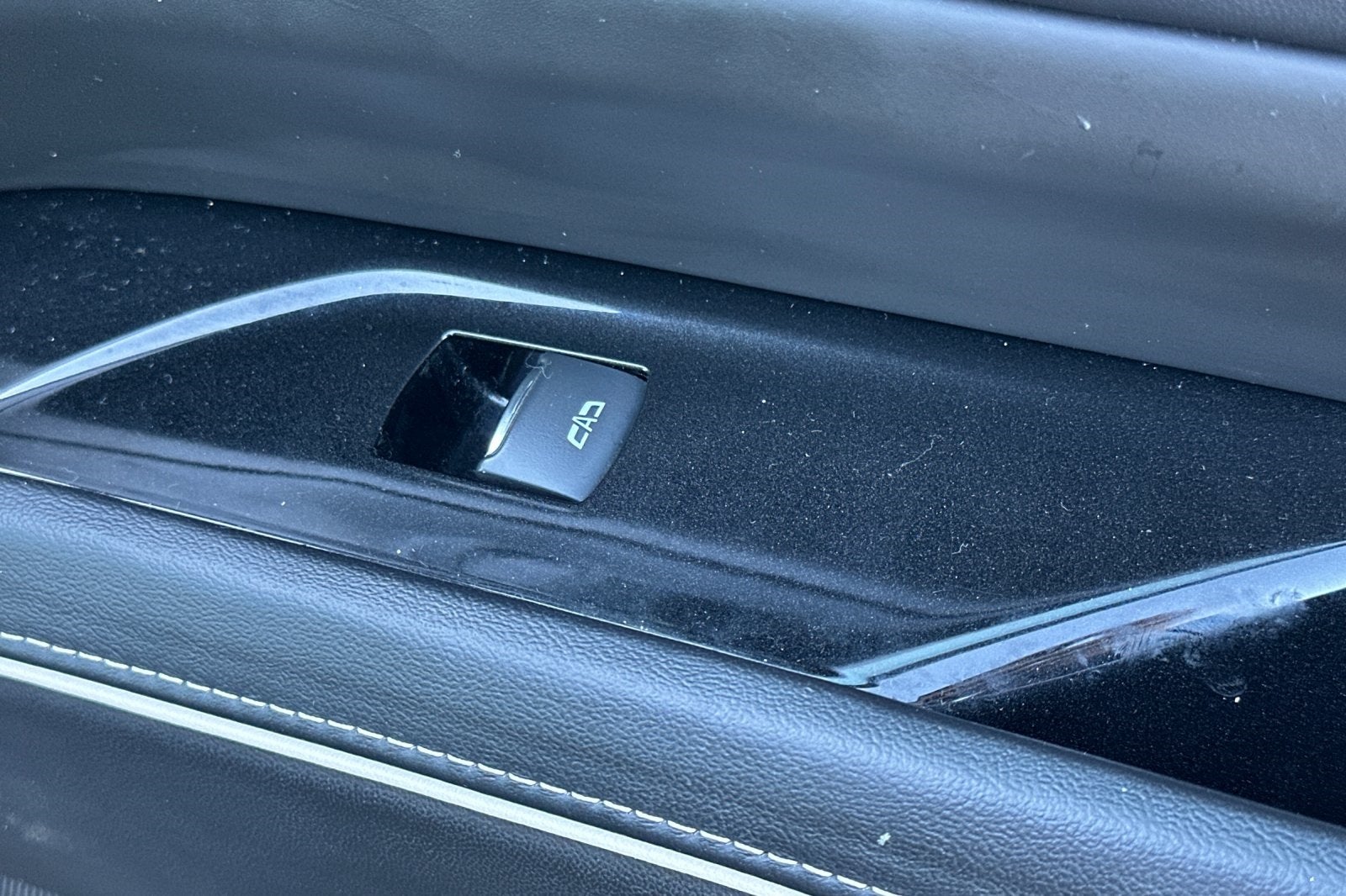 2023 Cadillac Escalade ESV Sport Platinum