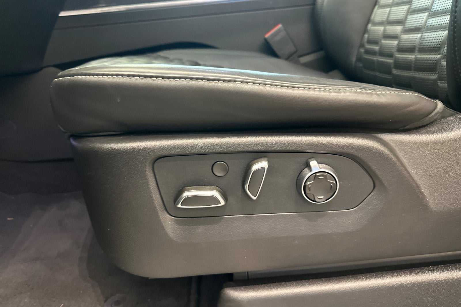 2025 Cadillac Escalade V-Series