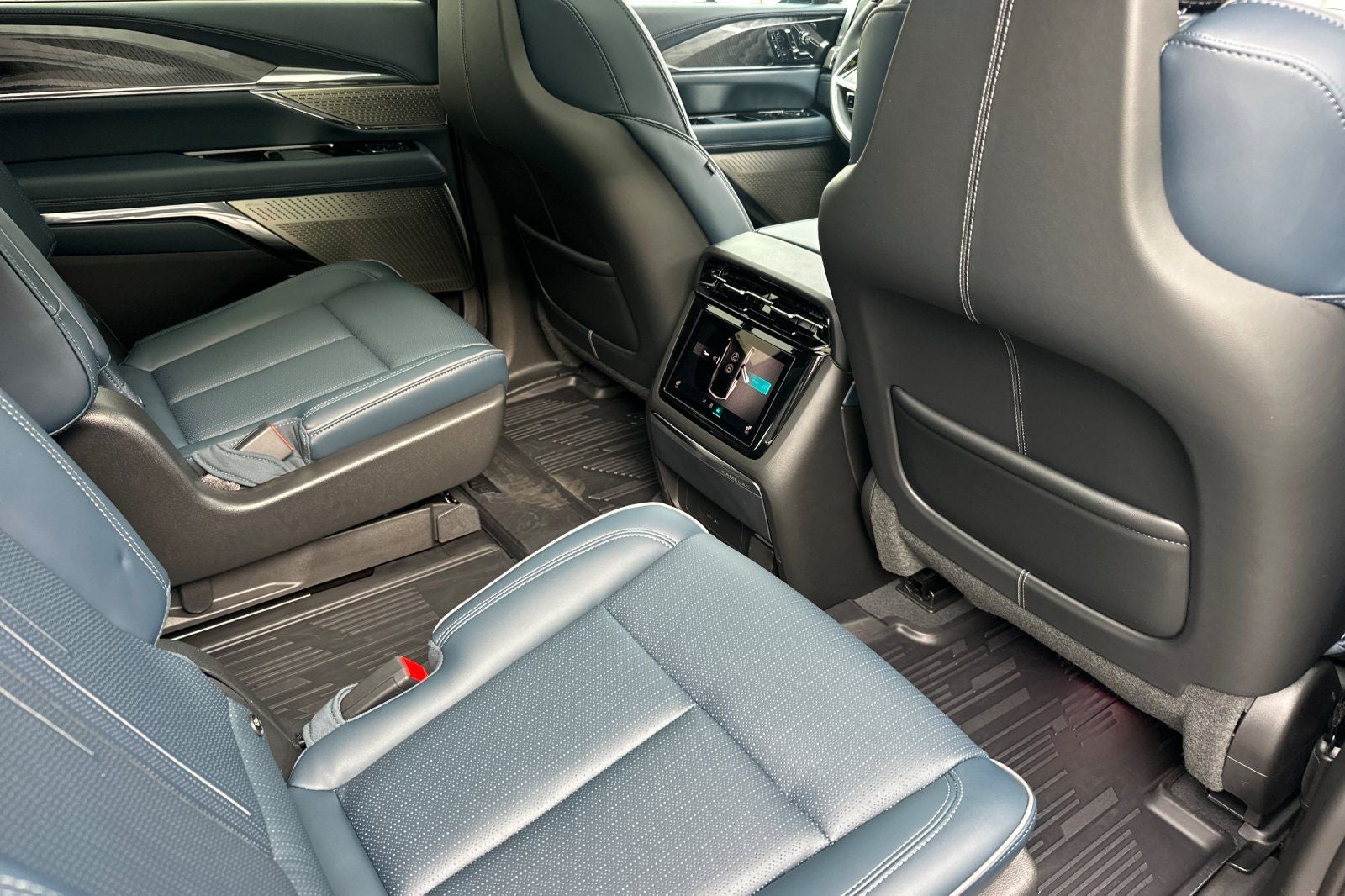 2026 Cadillac ESCALADE IQ Premium Sport