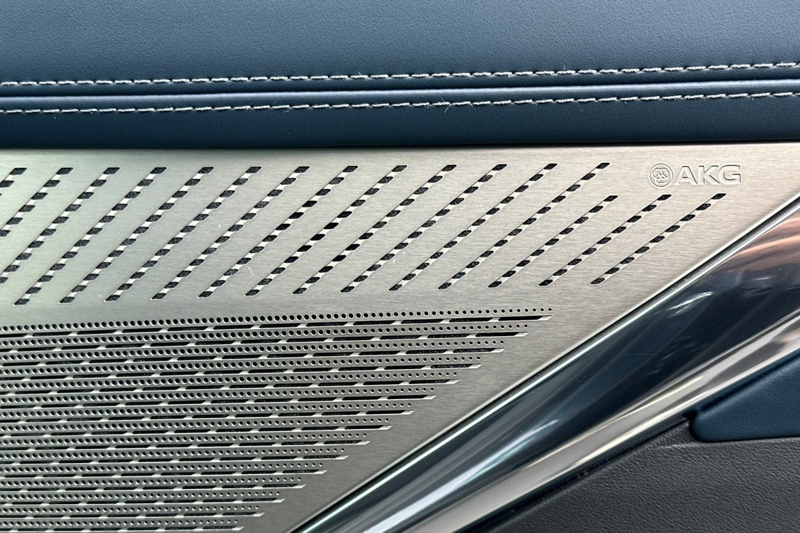 2026 Cadillac ESCALADE IQ Premium Sport