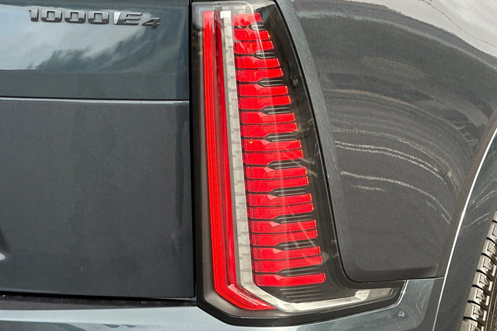 2026 Cadillac ESCALADE IQ Premium Sport