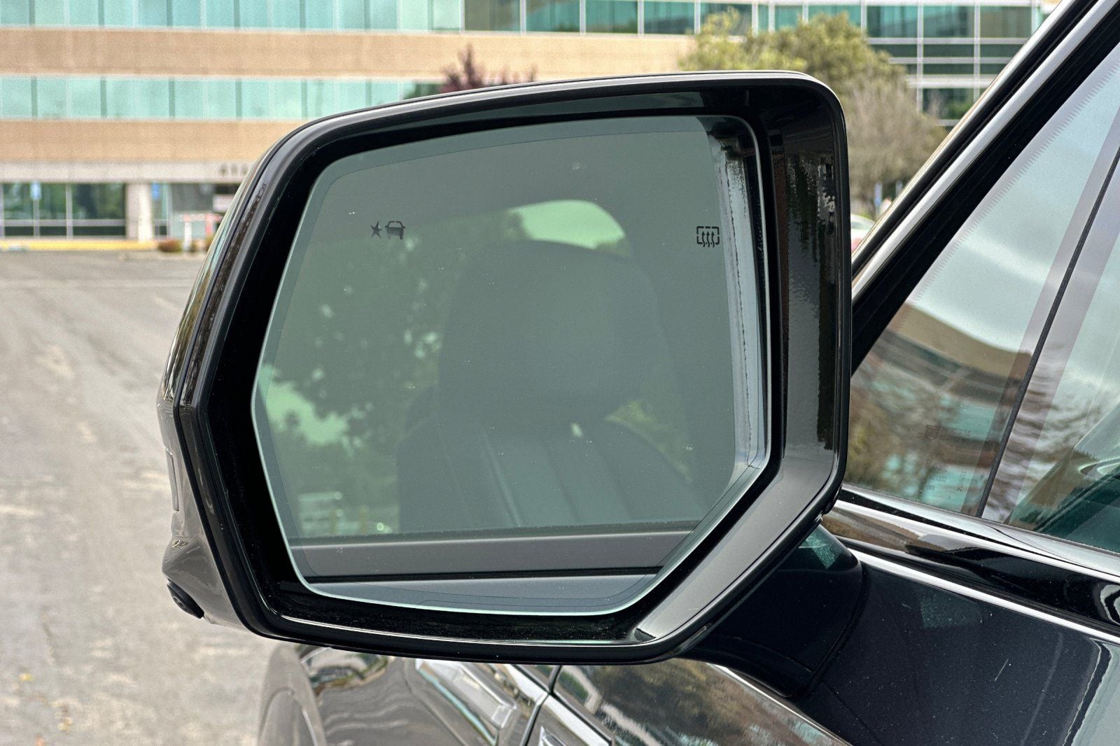 2026 Cadillac ESCALADE IQ Premium Sport