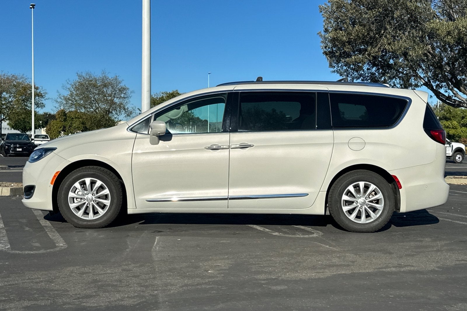 2019 Chrysler Pacifica Touring L
