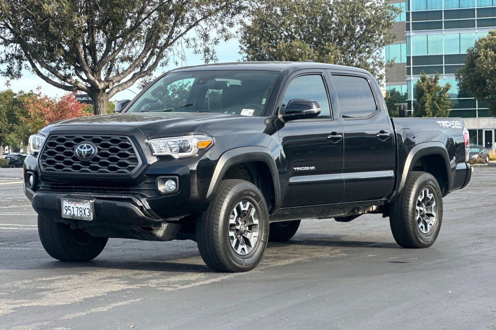 2022 Toyota Tacoma TRD Off-Road V6