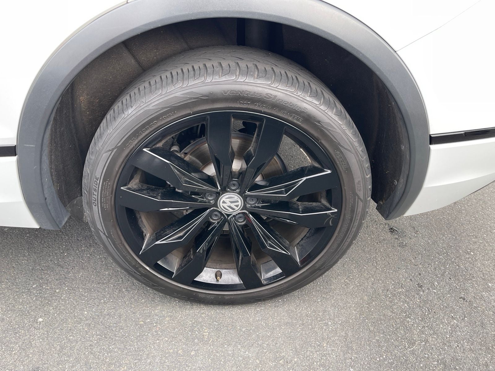 2020 Volkswagen Tiguan 2.0T SE R-Line Black 4Motion