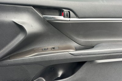 2022 Toyota Camry Hybrid SE