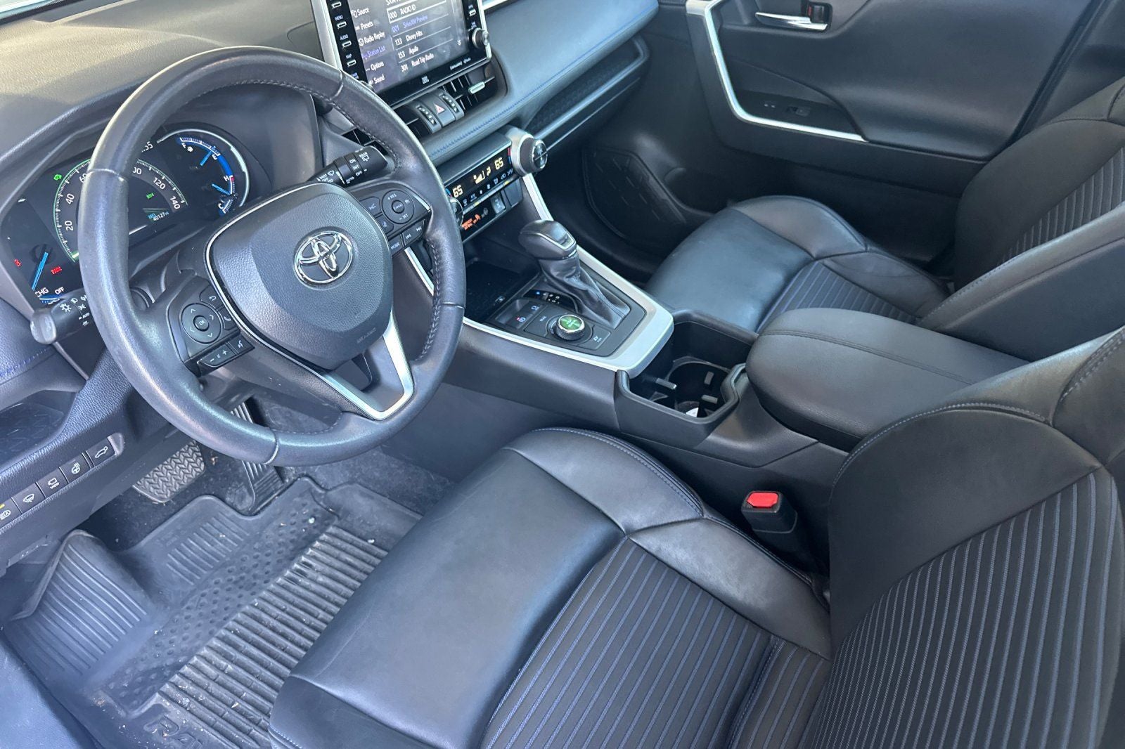 2022 Toyota RAV4 Hybrid XSE