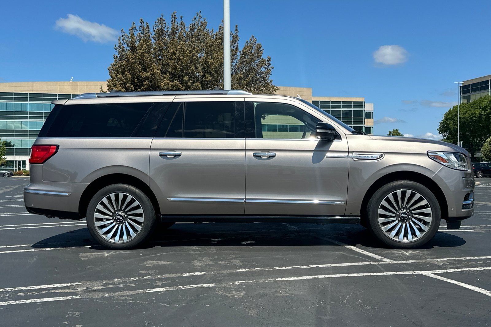 2019 Lincoln Navigator L Reserve