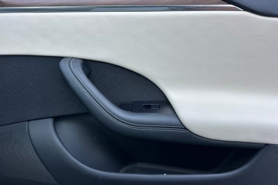 2023 Tesla Model S Standard Range