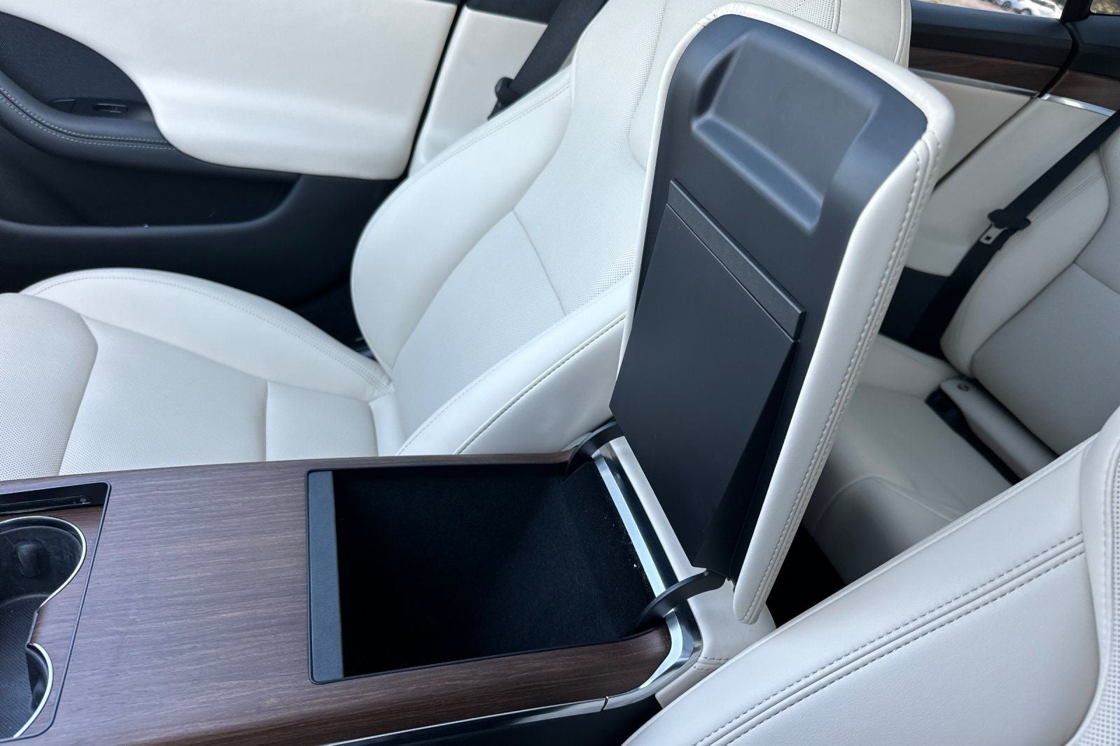2023 Tesla Model S Standard Range