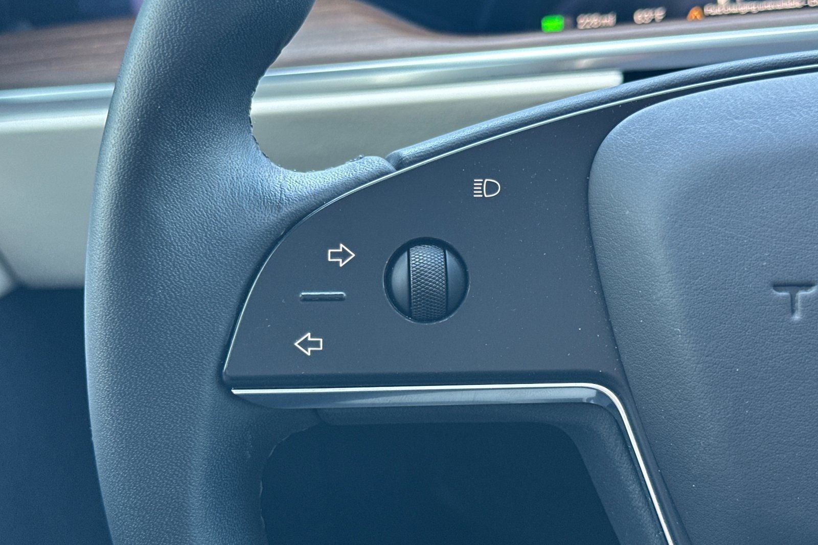 2023 Tesla Model S Standard Range