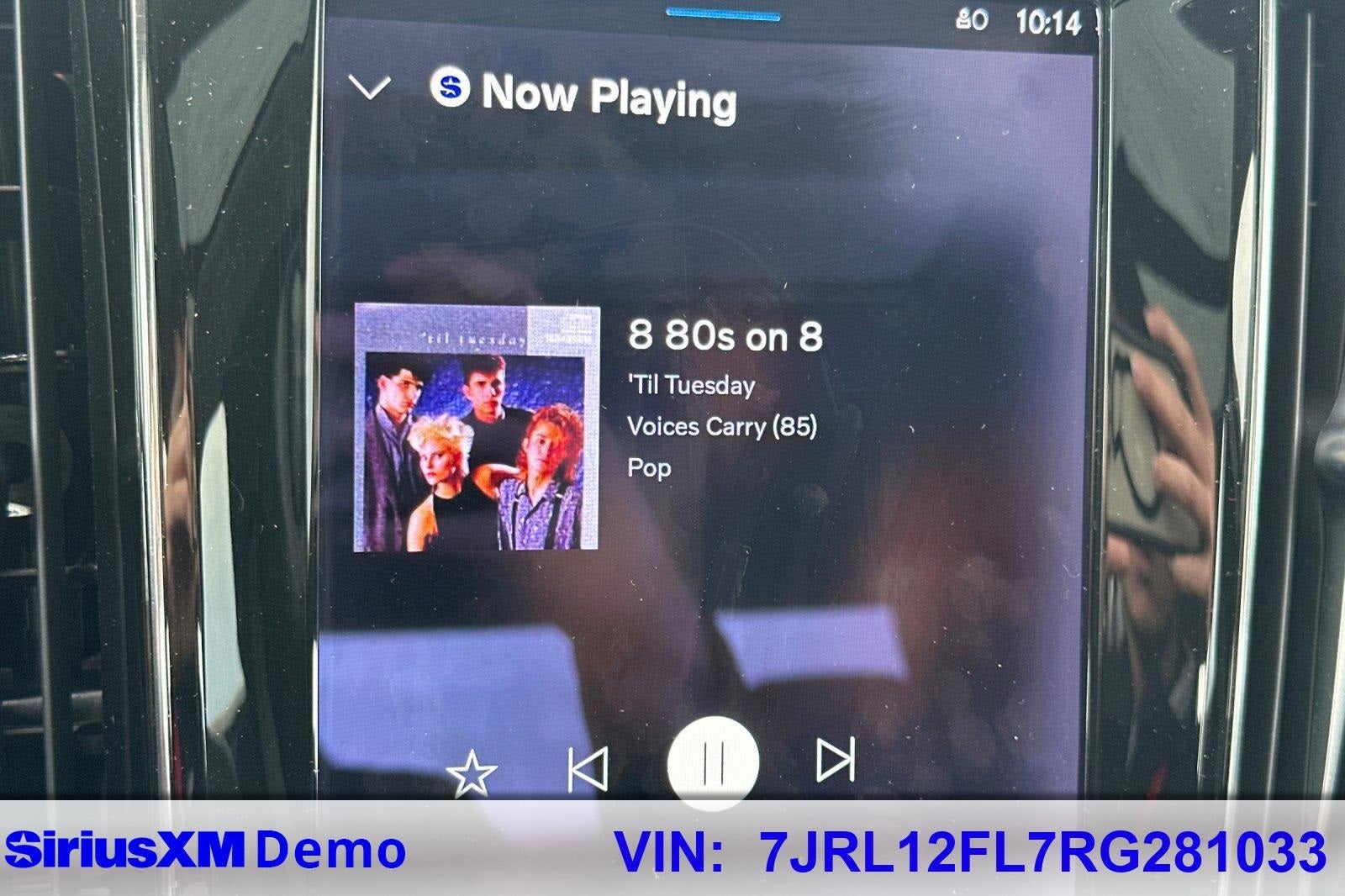 2024 Volvo S60 B5 Plus Dark Theme