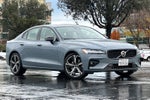 2024 Volvo S60 B5 Plus Dark Theme