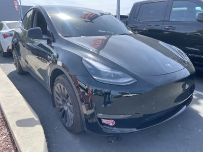 2024 Tesla Model Y Long Range