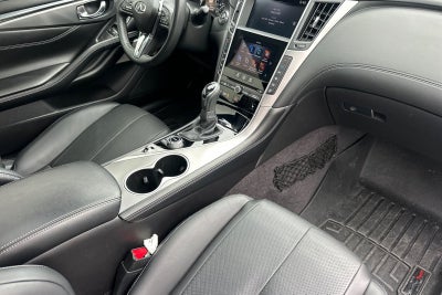 2022 INFINITI Q60 LUXE
