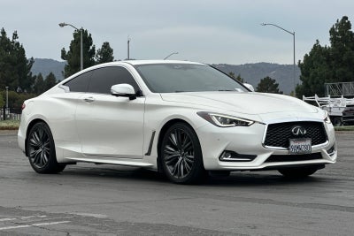 2022 INFINITI Q60 LUXE