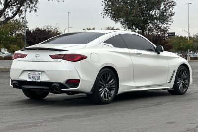 2022 INFINITI Q60 LUXE
