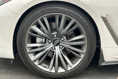 2022 INFINITI Q60 LUXE