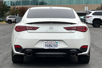 2022 INFINITI Q60 LUXE