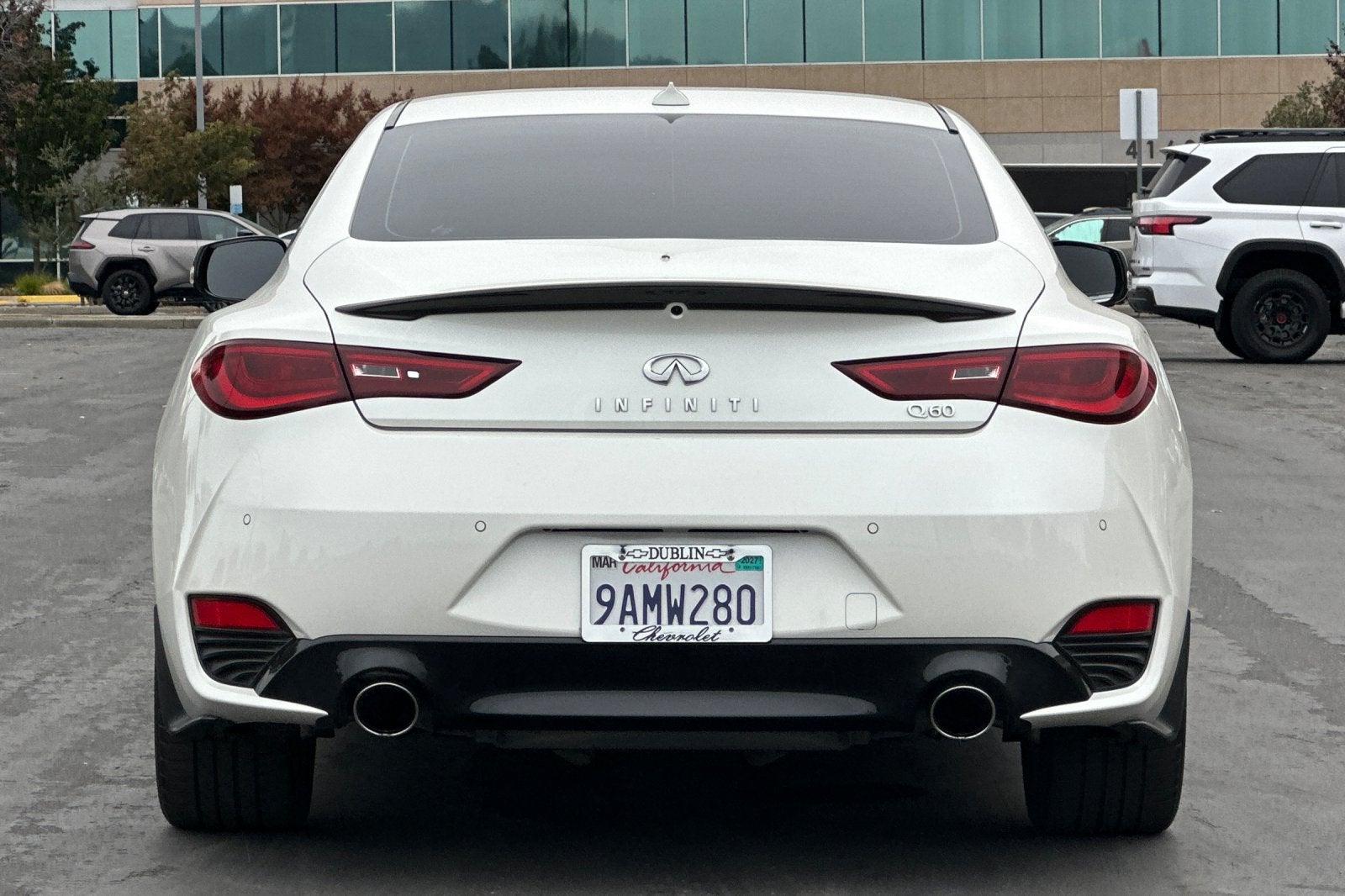 2022 INFINITI Q60 LUXE