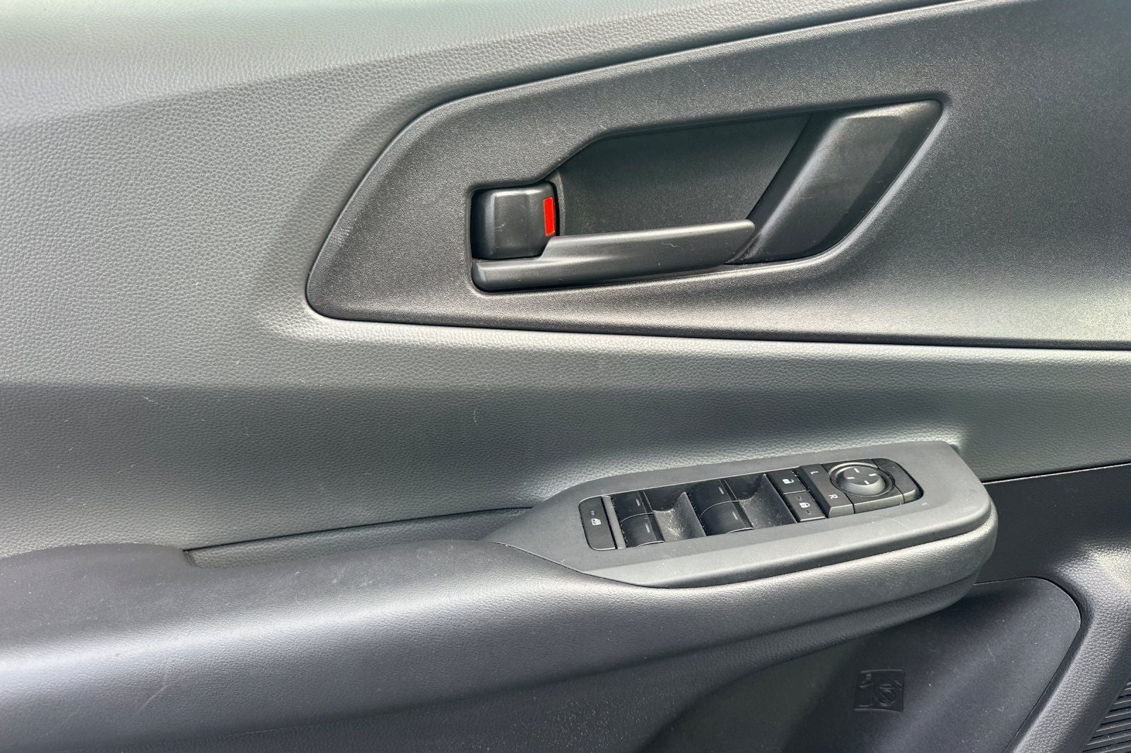 2023 Toyota Prius LE