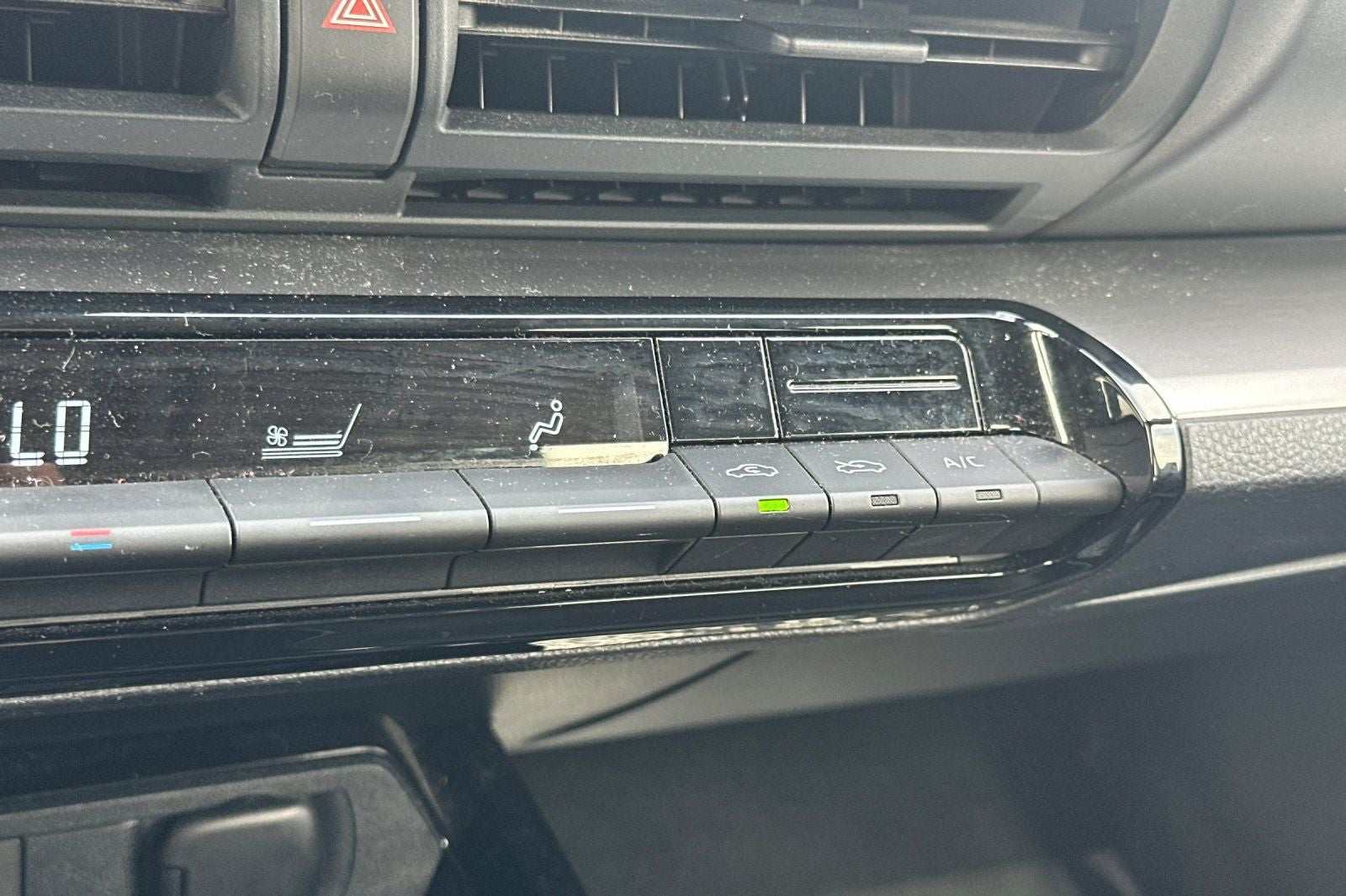 2023 Toyota Prius LE