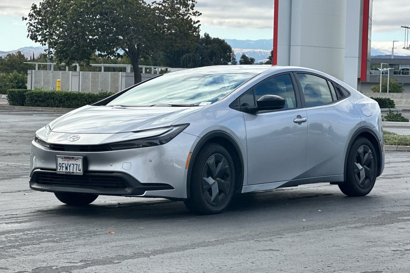 2023 Toyota Prius LE