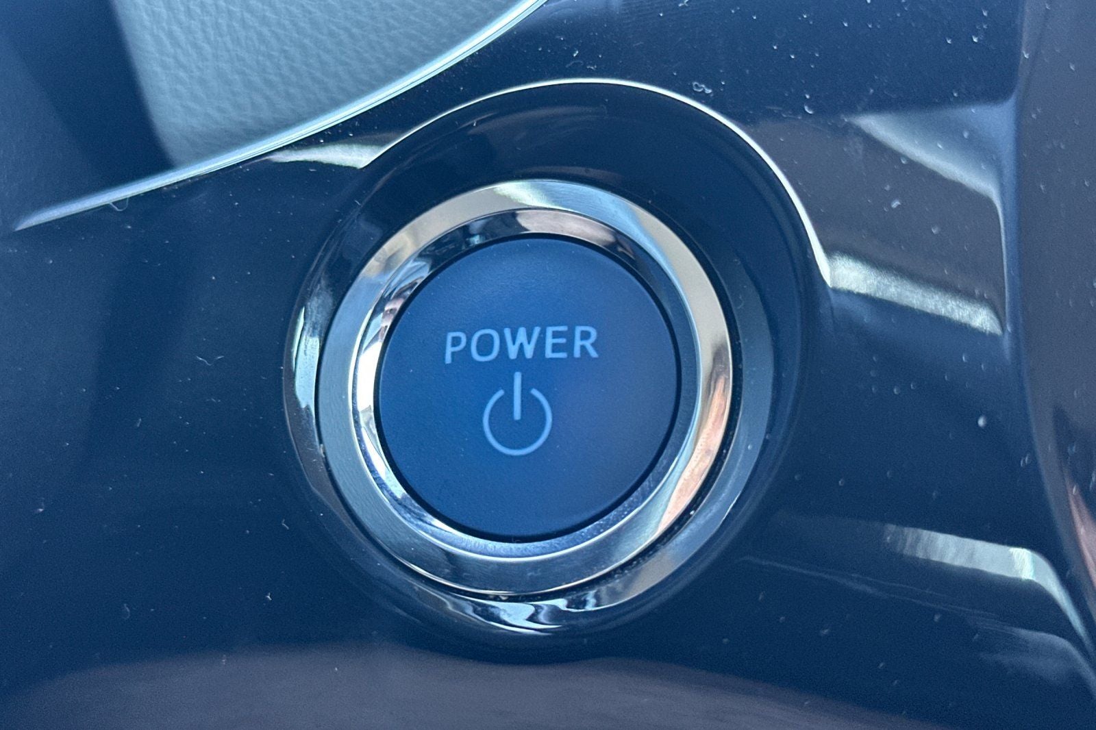 2021 Toyota Prius LE