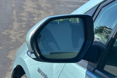 2021 Toyota Prius LE