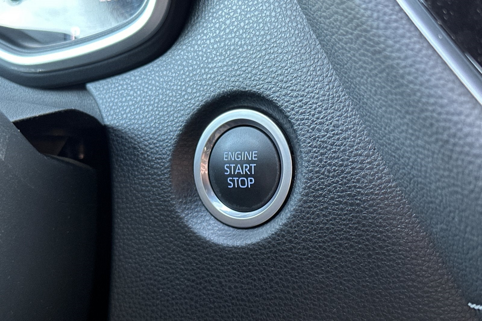 2022 Toyota Corolla Hatchback SE