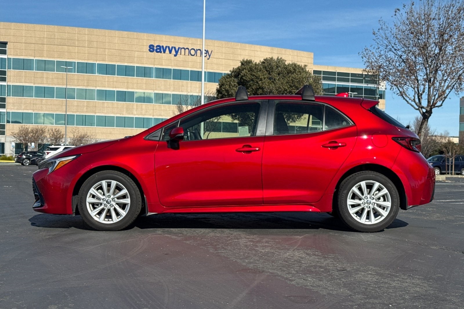 2025 Toyota Corolla Hatchback SE