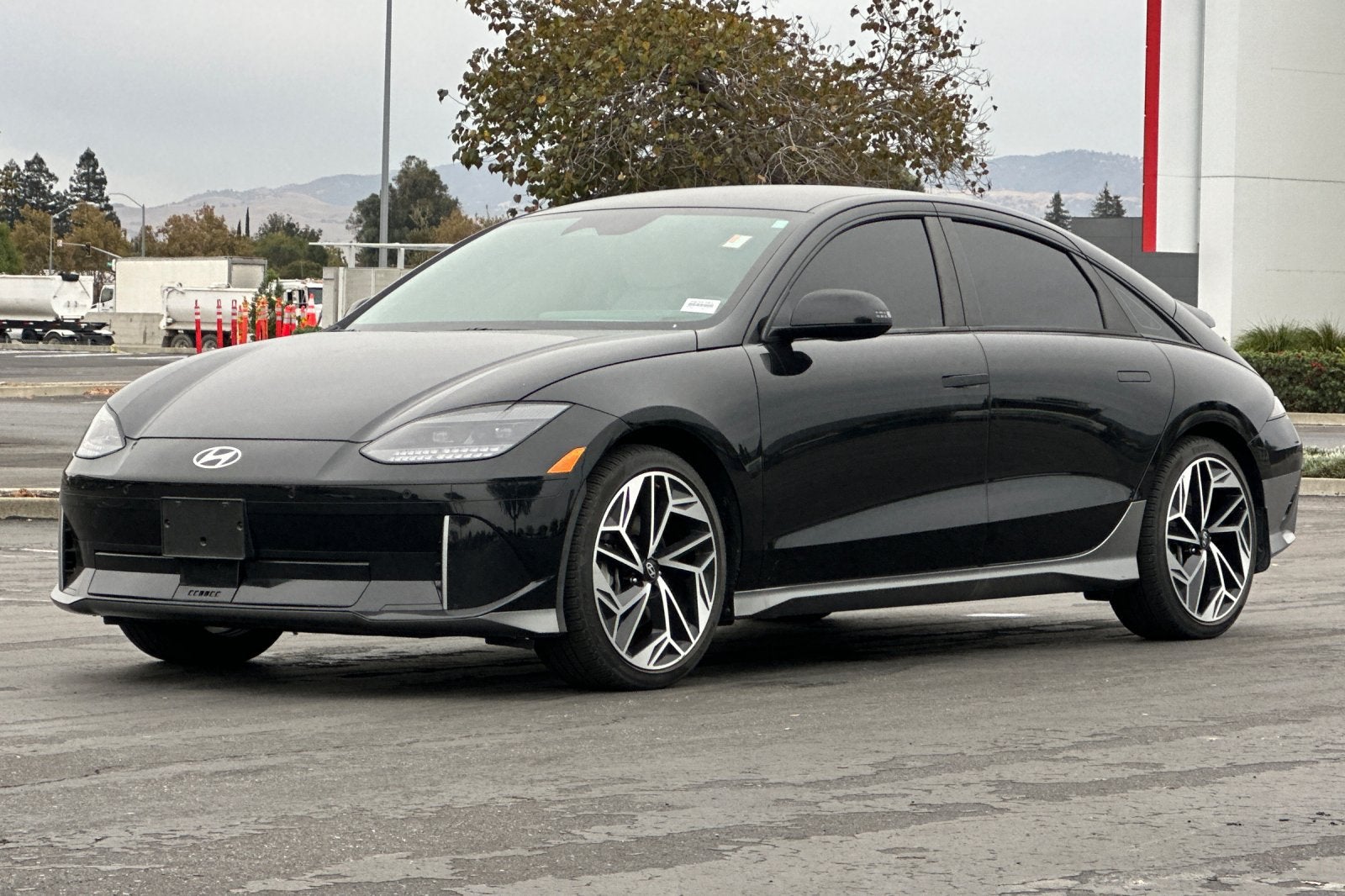 2023 Hyundai IONIQ 6 SEL