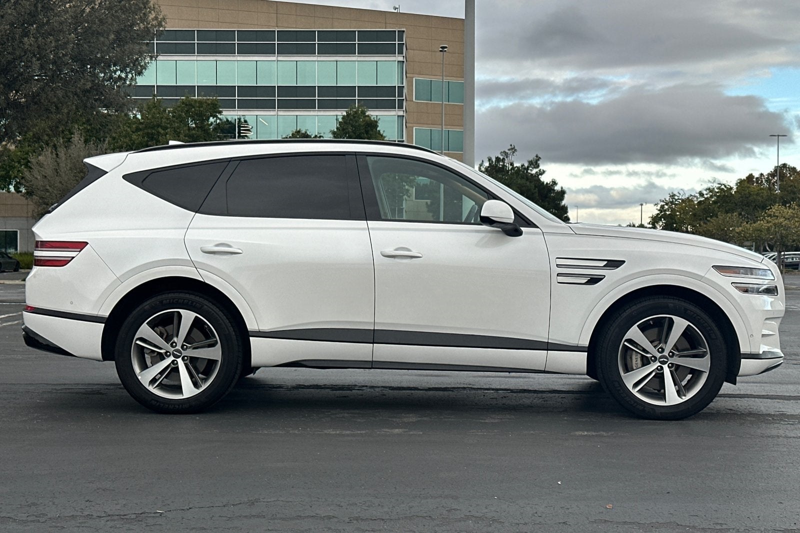 2023 Genesis GV80 2.5T